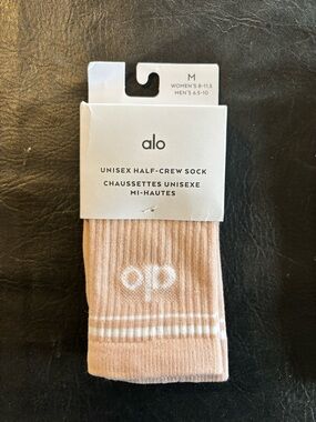ALO Yoga Unisex Half-Crew Sock - Blush